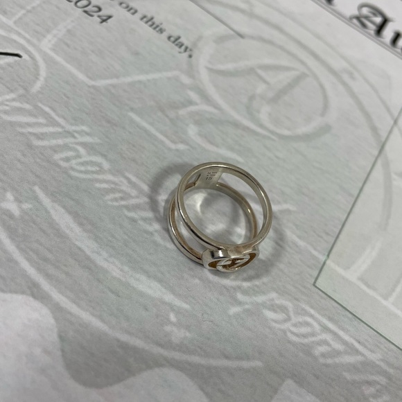 Authentic GUCCI Sterling silver ring size 7 with certificate - Picture 7 of 7